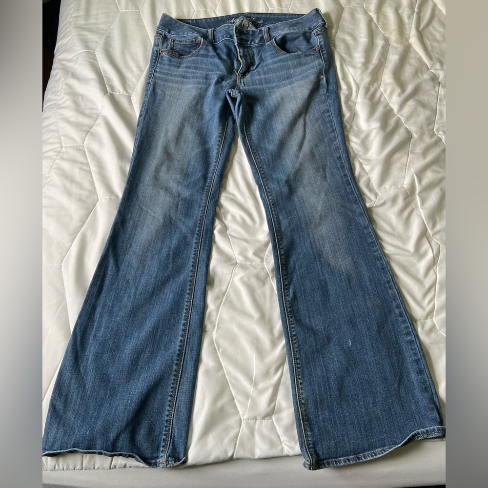 Ladies American Eagle flare leg jeans, size 12.